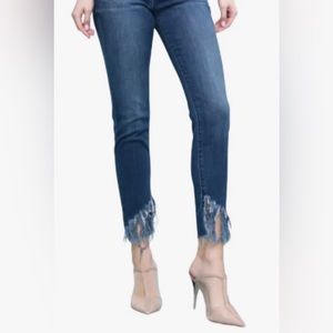 Judy Blue Night Out Frayed Hem Skinny Fit Jeans Size 13/31